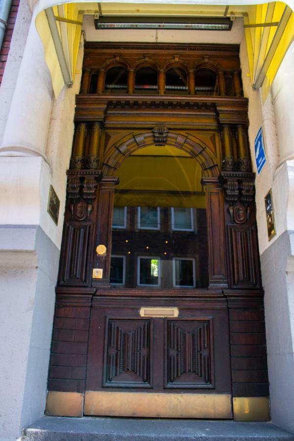 Hotel Stern Dusseldorf Exterior photo